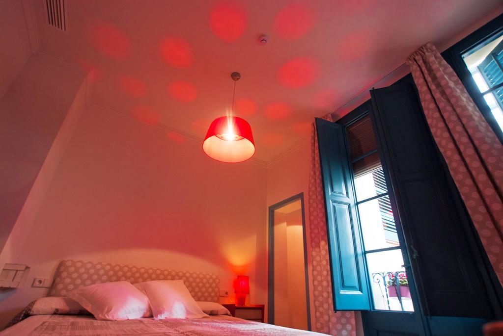 Hotel Hostal Chic Sant Feliu de Guixols Room photo